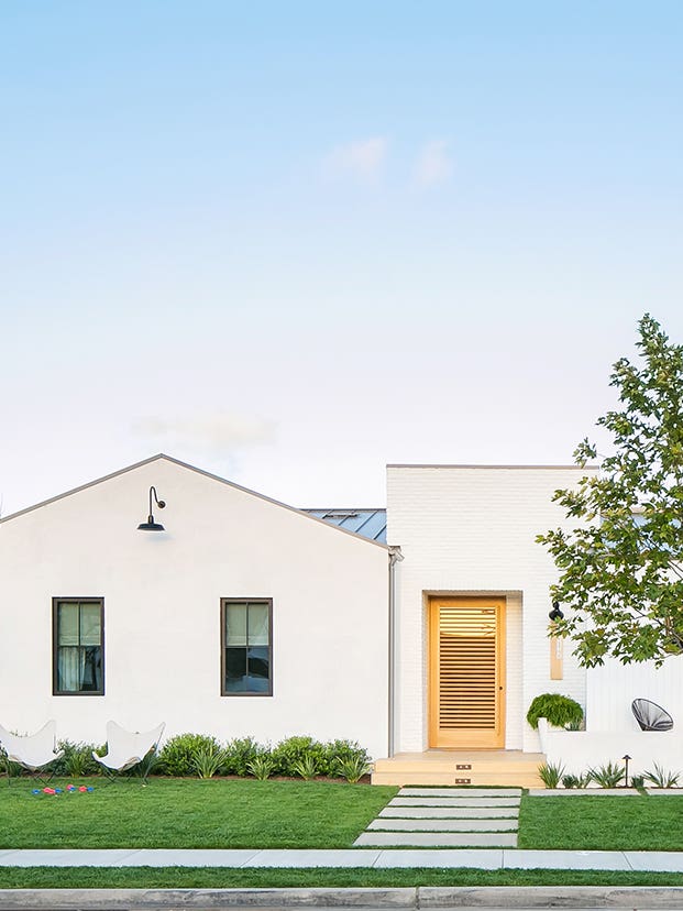 The Most Popular Exterior House Color in 2023—And 5 Designers’ Favorite Shades