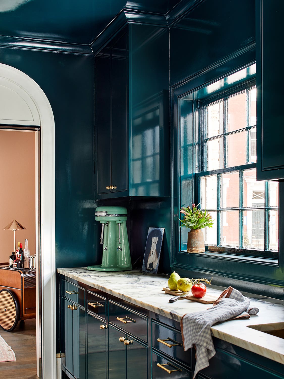 Searches for This Ceiling Paint Trend Have Grown by 816%